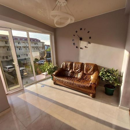 Imeri Hotel Уреки Екстериор снимка
