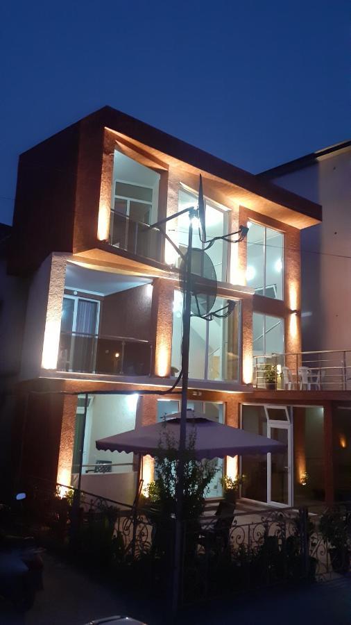Imeri Hotel Уреки Екстериор снимка
