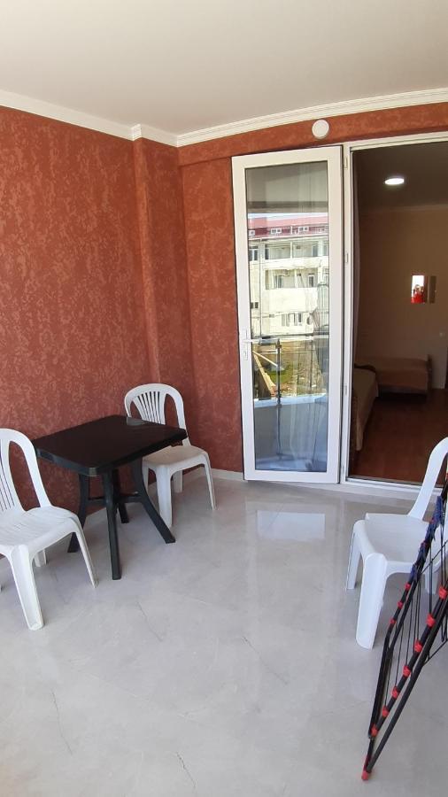 Imeri Hotel Уреки Екстериор снимка