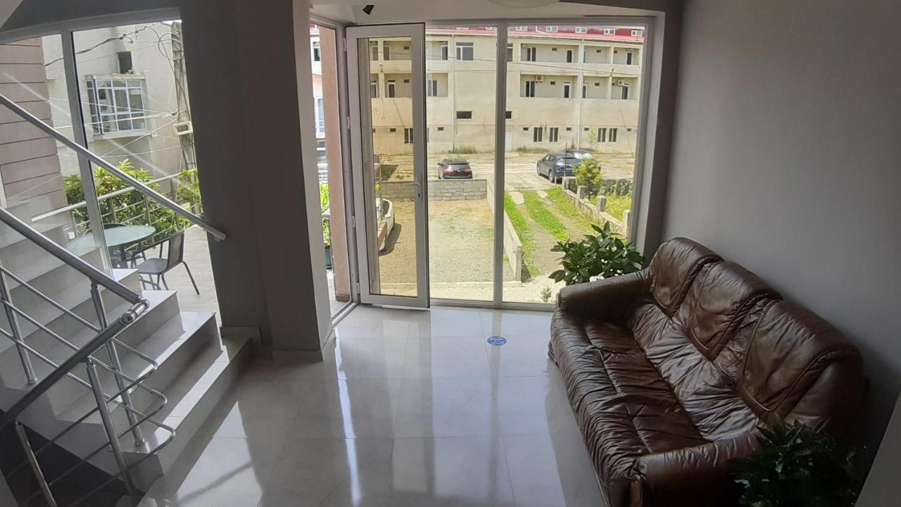 Imeri Hotel Уреки Екстериор снимка
