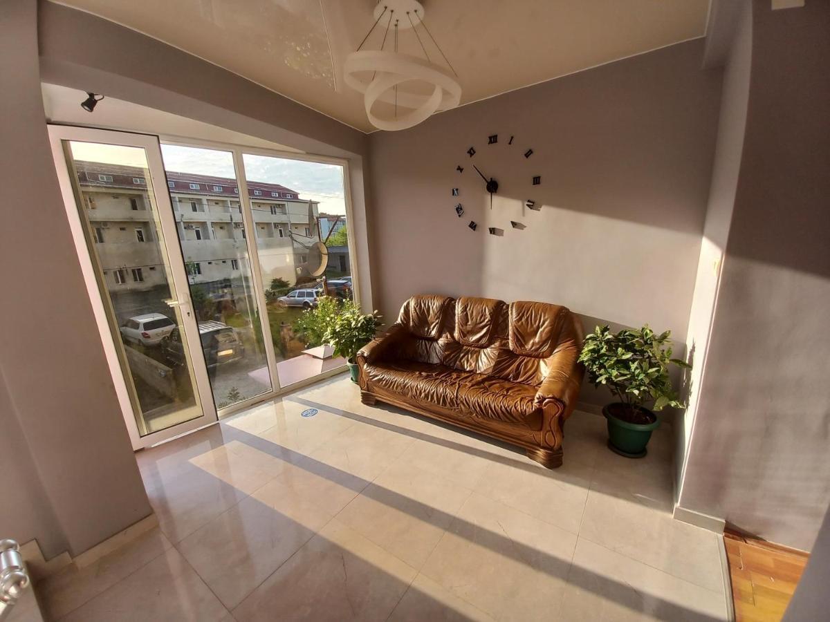 Imeri Hotel Уреки Екстериор снимка