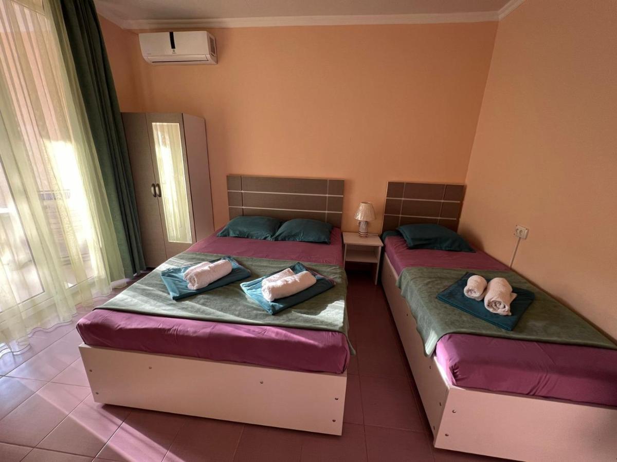 Imeri Hotel Уреки Екстериор снимка
