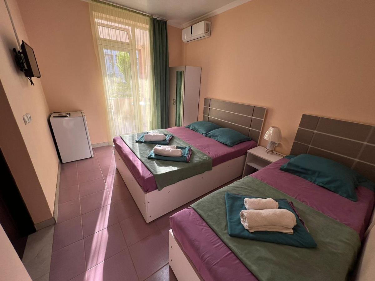 Imeri Hotel Уреки Екстериор снимка