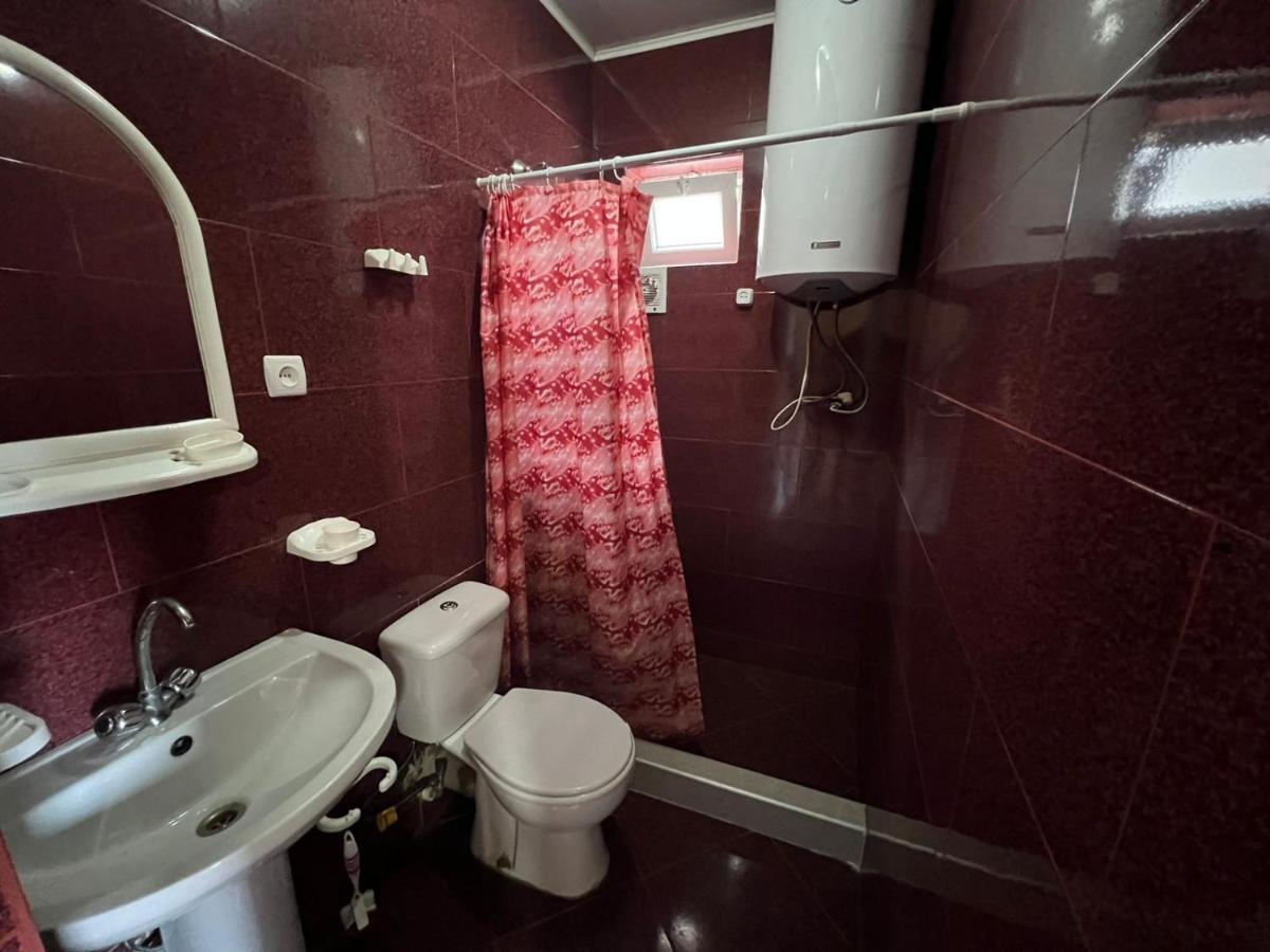 Imeri Hotel Уреки Екстериор снимка