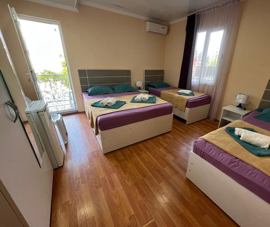 Imeri Hotel Уреки Екстериор снимка