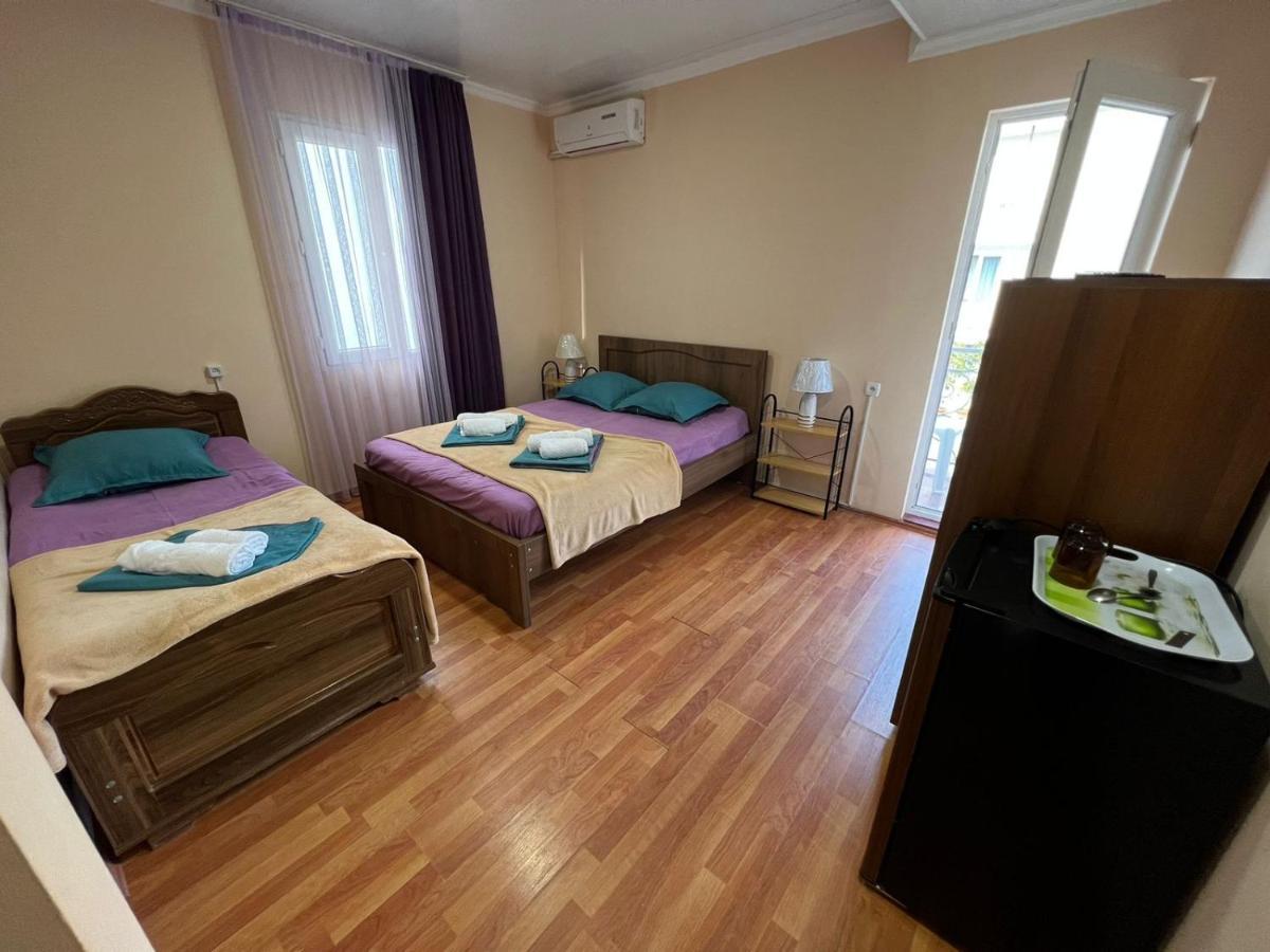 Imeri Hotel Уреки Екстериор снимка