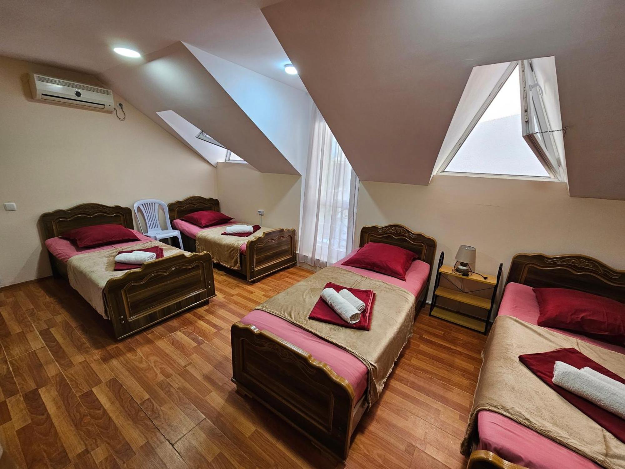 Imeri Hotel Уреки Екстериор снимка