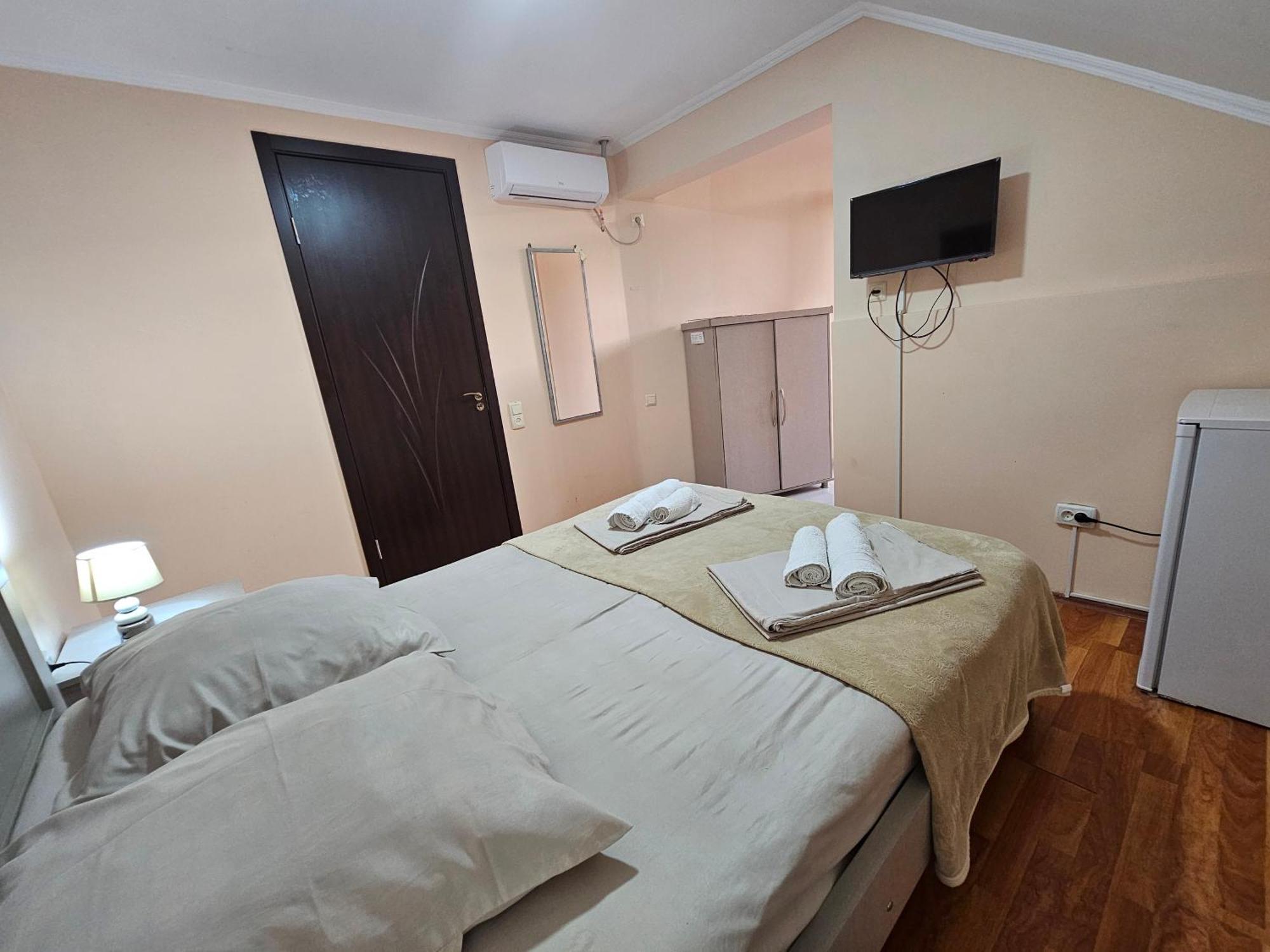 Imeri Hotel Уреки Екстериор снимка