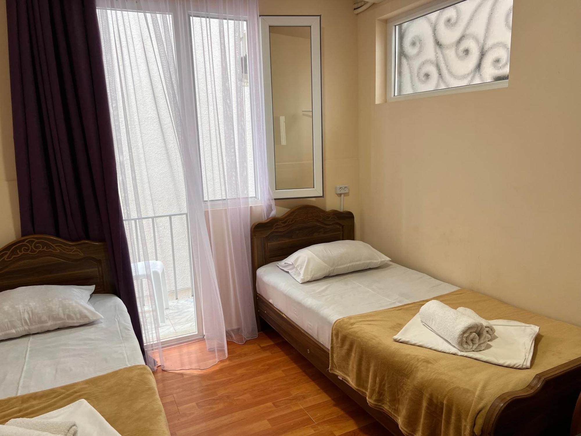 Imeri Hotel Уреки Екстериор снимка