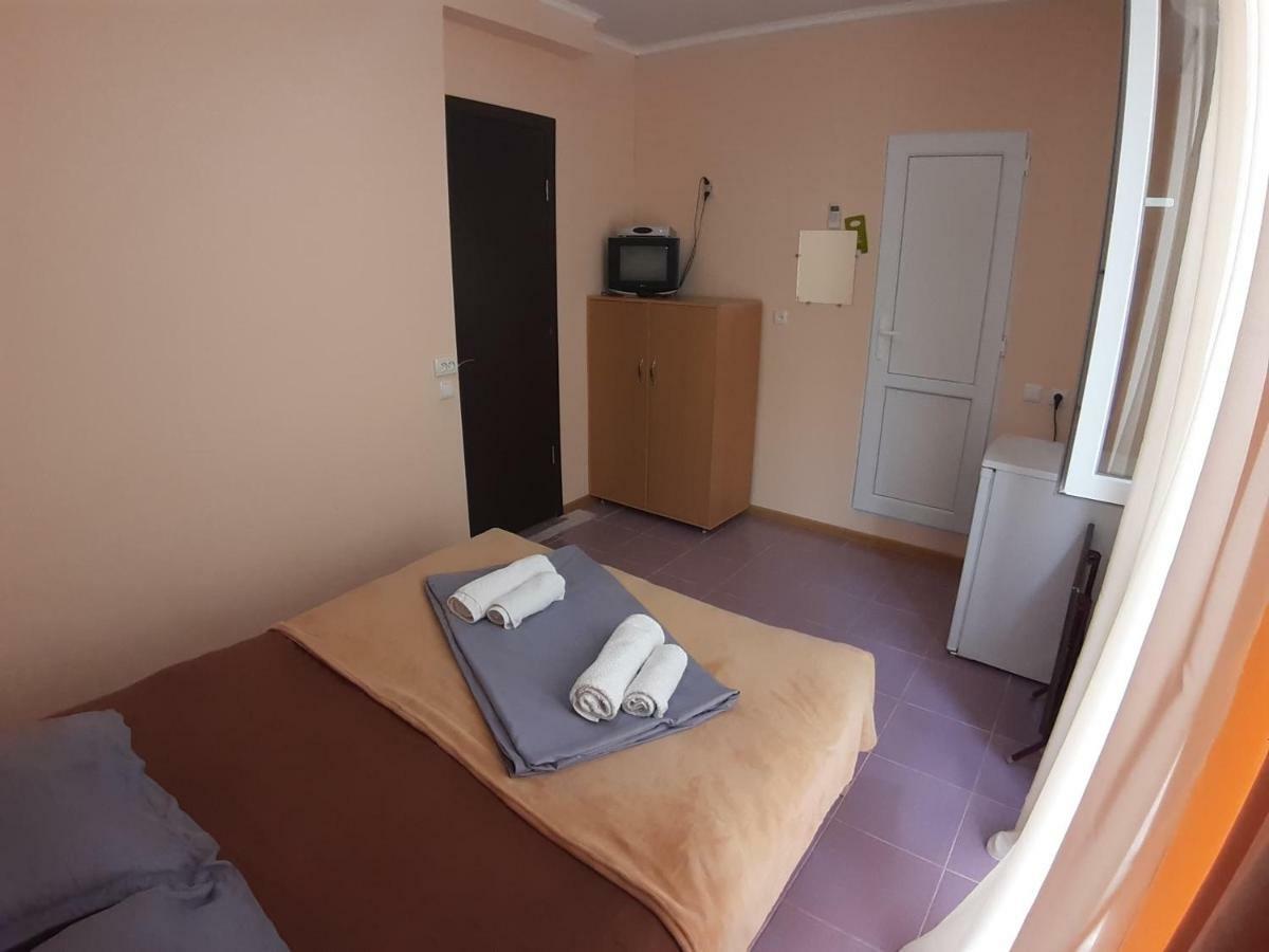 Imeri Hotel Уреки Екстериор снимка